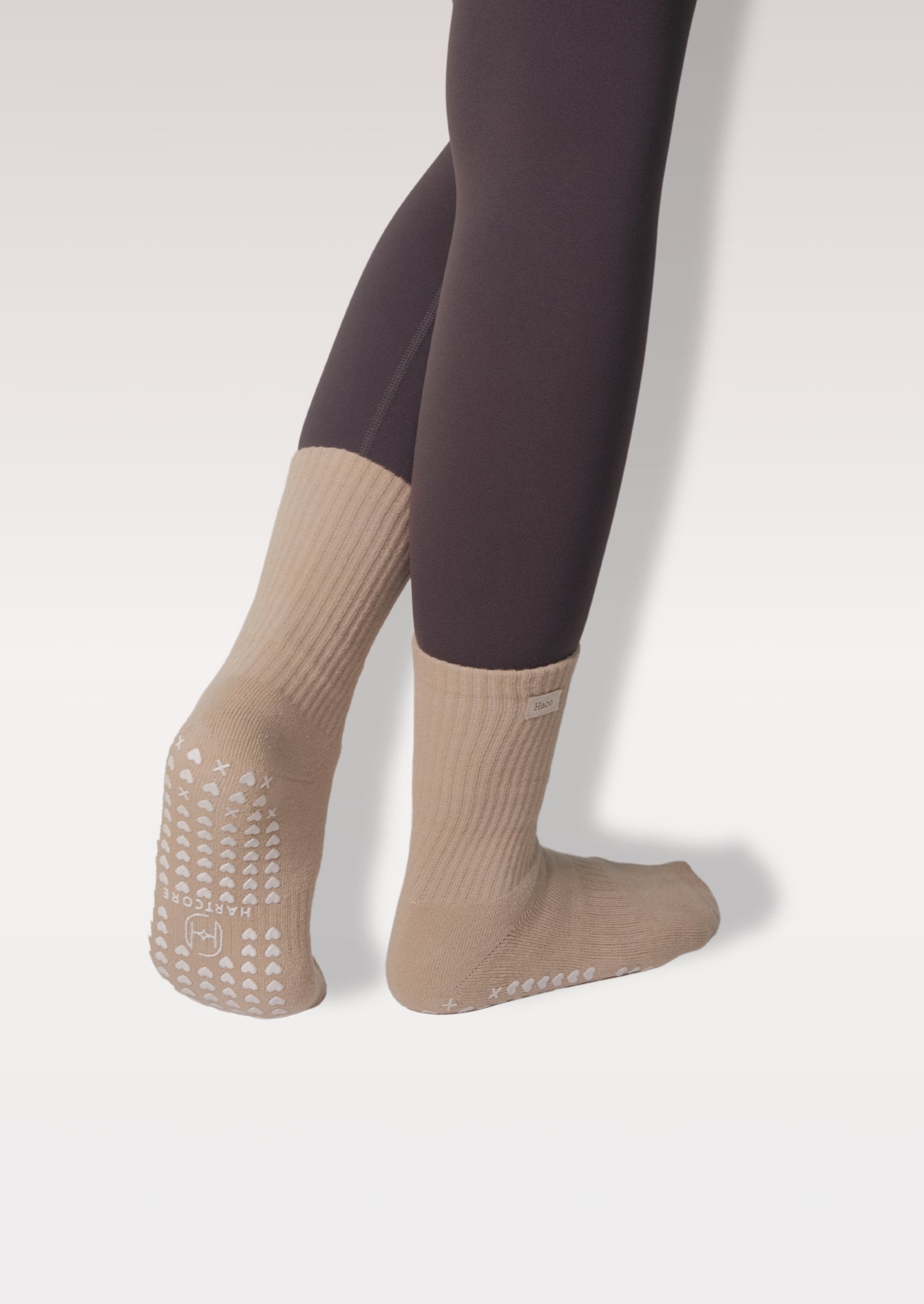 Classic Crew Grip Socks – Sand