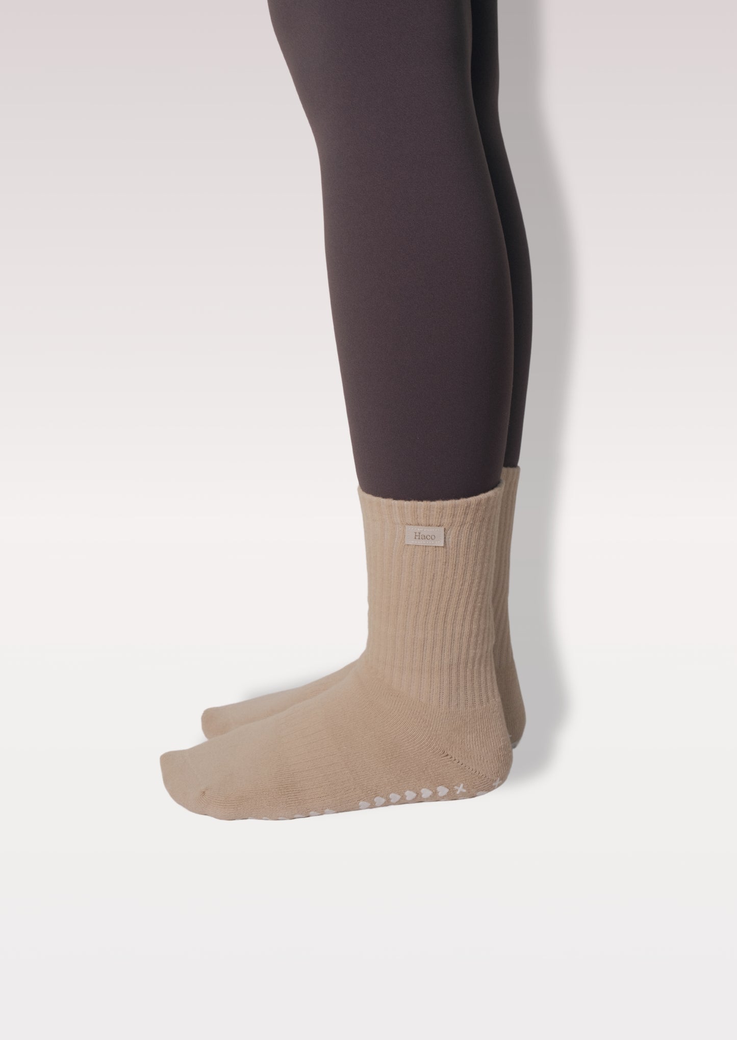 Classic Crew Grip Socks – Sand